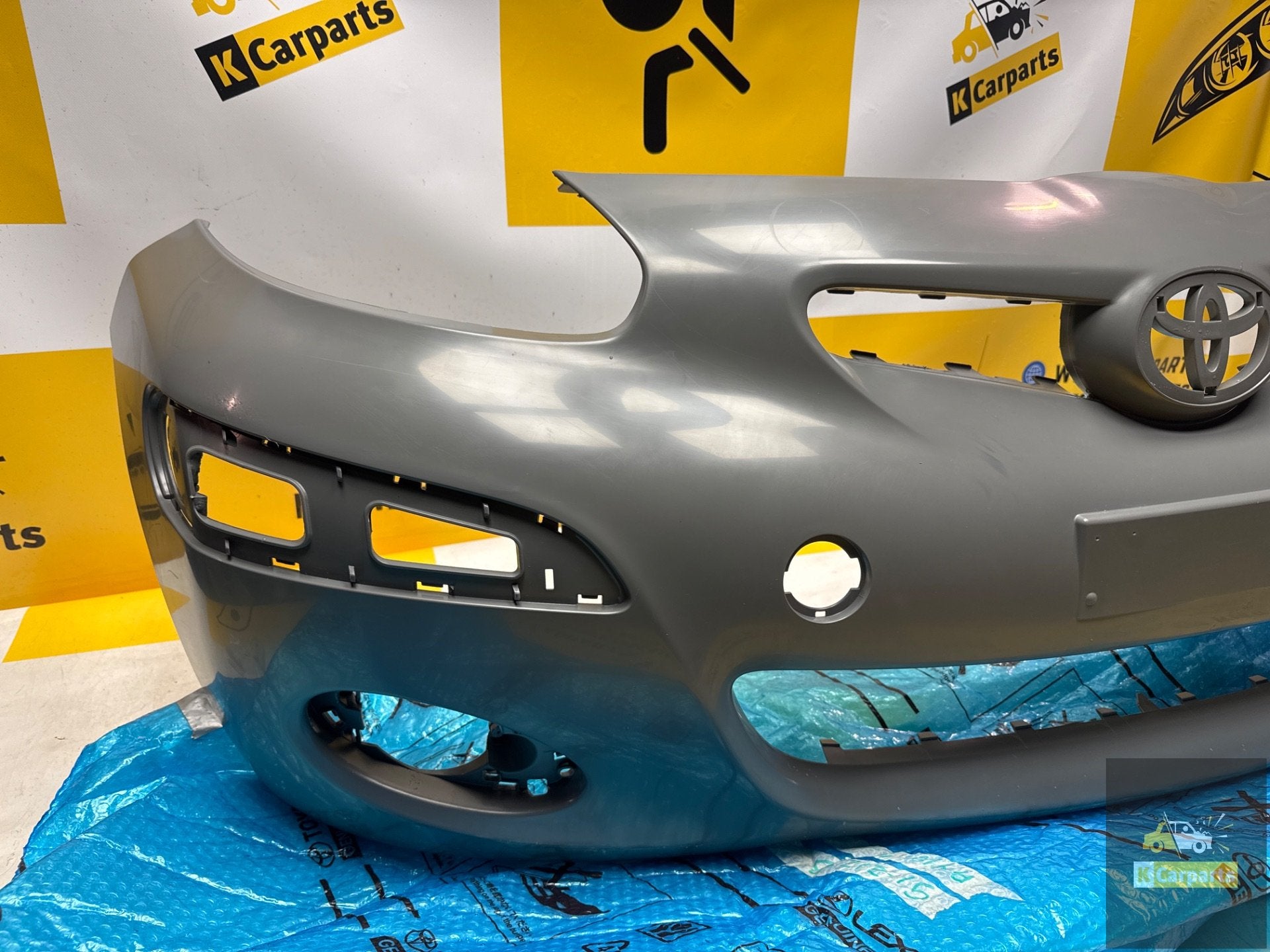 TOYOTA AYGO 2005-2011 Voorbumper Origineel Nieuw 52119-0H080, Auto-onderdelen, Info@fabrikant.eu, Ophalen of Verzenden, Toyota