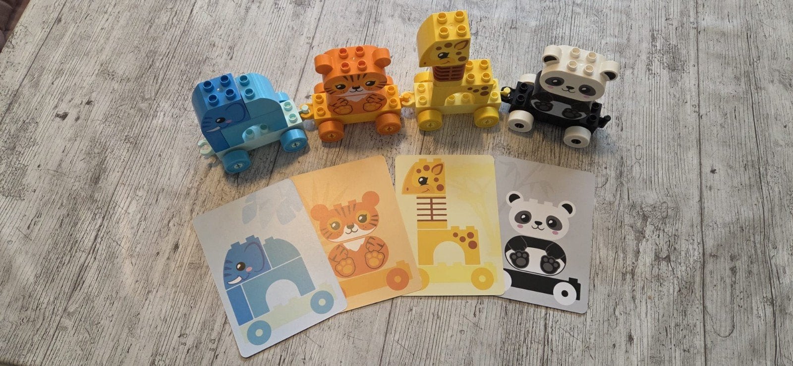 LEGO Duplo Dieren Trein met Kaarten, Overige thema's, Ophalen of Verzenden, Zo goed als nieuw, Duplo