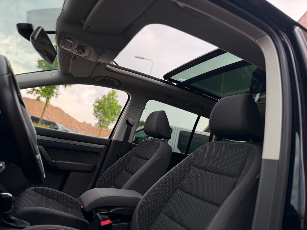Volkswagen Touran 1.4 TSI Comfortline Automaat DSG 140PK Pan, Auto's, Euro 5, Gebruikt, 4 cilinders, 1436 kg
