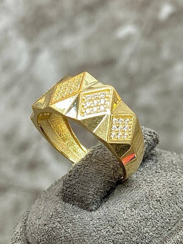 14k Gouden Ring met Zirkonia, Nieuw, Ophalen of Verzenden, 17 tot 18, Met edelsteen