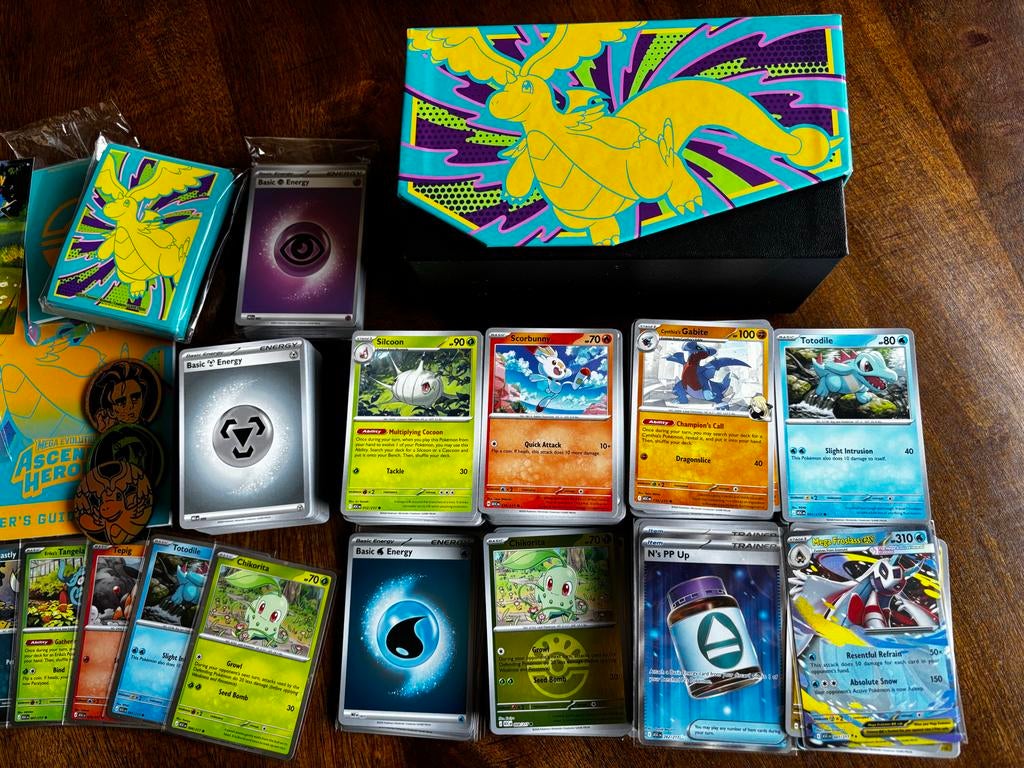 Pokémon Kaarten Ascended Heroes Collectie + ETB & Accessoire, Ophalen of Verzenden, Zo goed als nieuw, Meerdere kaarten, Foil