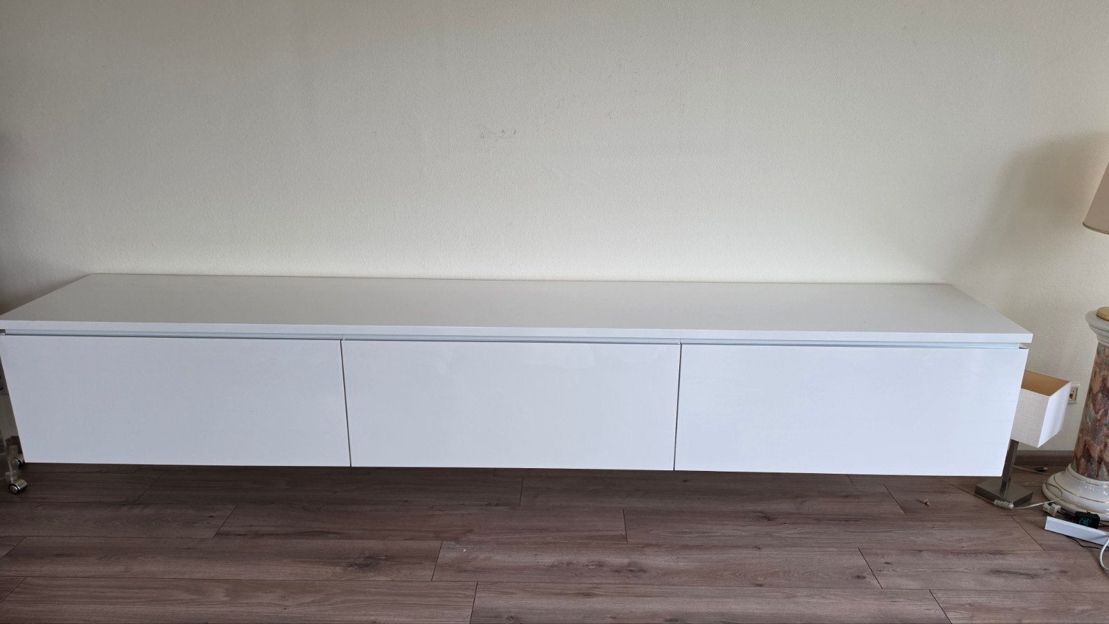 Interlübke Zwevend TV-Meubel / Wandmeubel - 300 cm Wit, Huis en Inrichting, Ophalen, Overige materialen, Gebruikt, 200 cm of meer