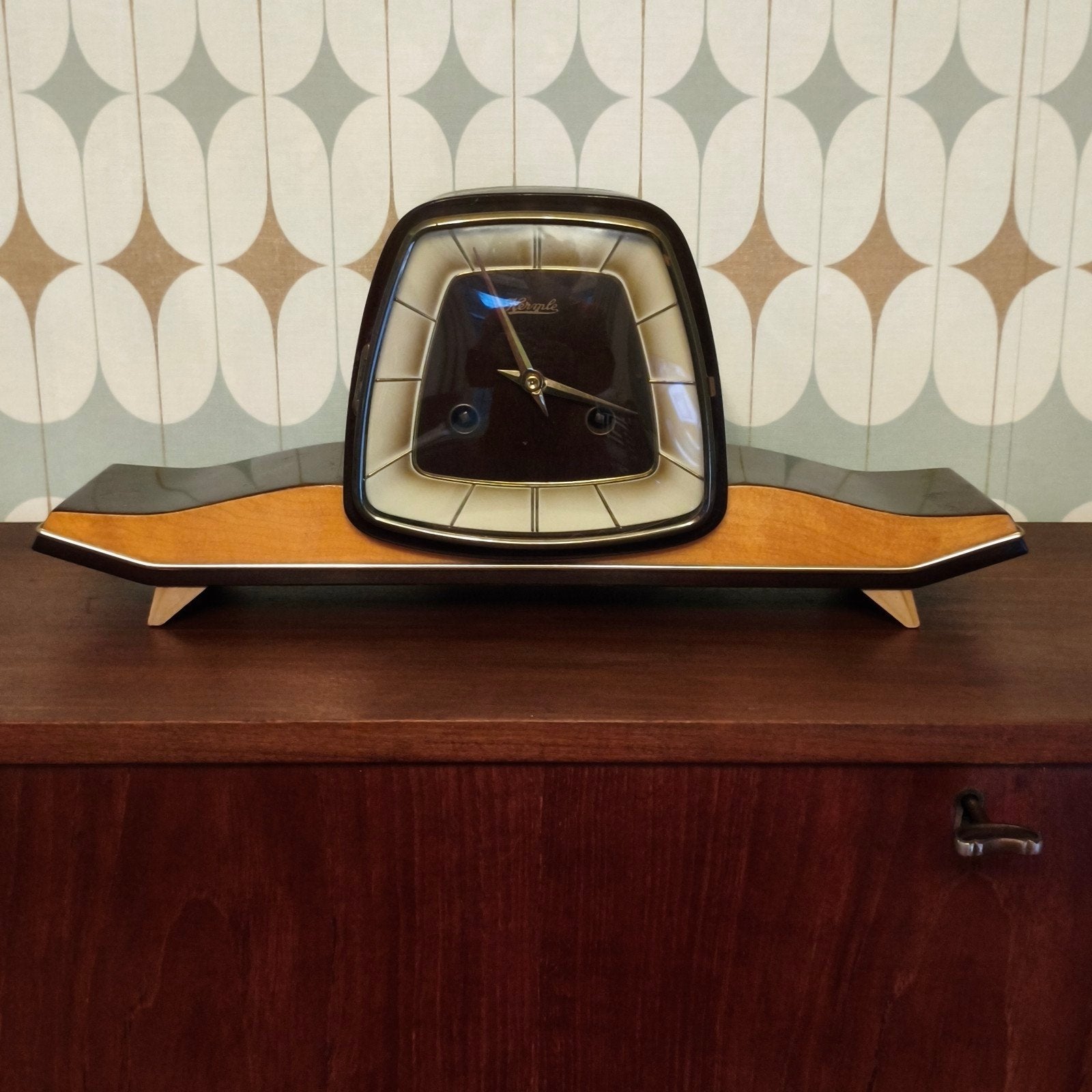 Prachtige vintage Hermle dressoirklok uit 1964 – Mid Century, Ophalen