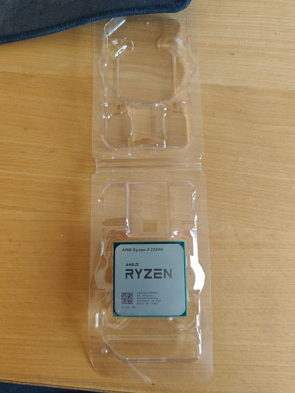 AMD Ryzen 3 2200G, Computers en Software, Gebruikt, 4-core, Ophalen of Verzenden, Socket AM4