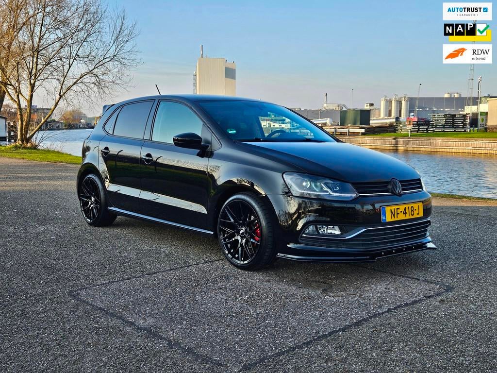 Volkswagen Polo 1.2 TSI Comfortline Airco*Navi*Led*El.ramen, Voorwielaandrijving, Euro 6, 4 cilinders, Zwart