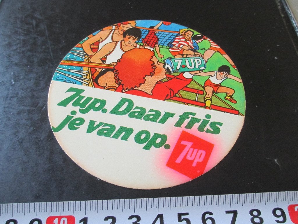 sticker 7-up daar fris je van op frisdrank / sporten, Verzamelen, Ophalen, Zo goed als nieuw