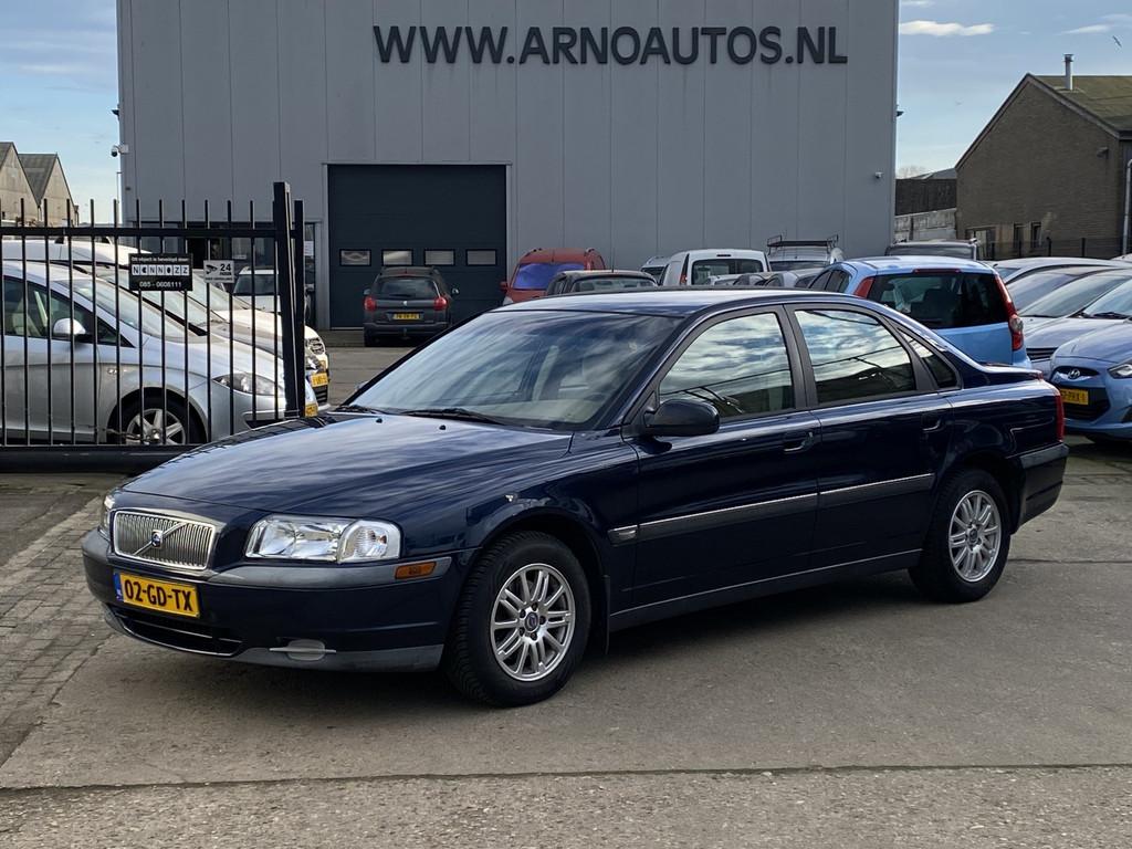 Volvo S80 2.4 Comfort 141 PK, AIRCO, 249.433 KM NAP, PARKEER, Auto's, Voorwielaandrijving, Beige, Blauw, Origineel Nederlands
