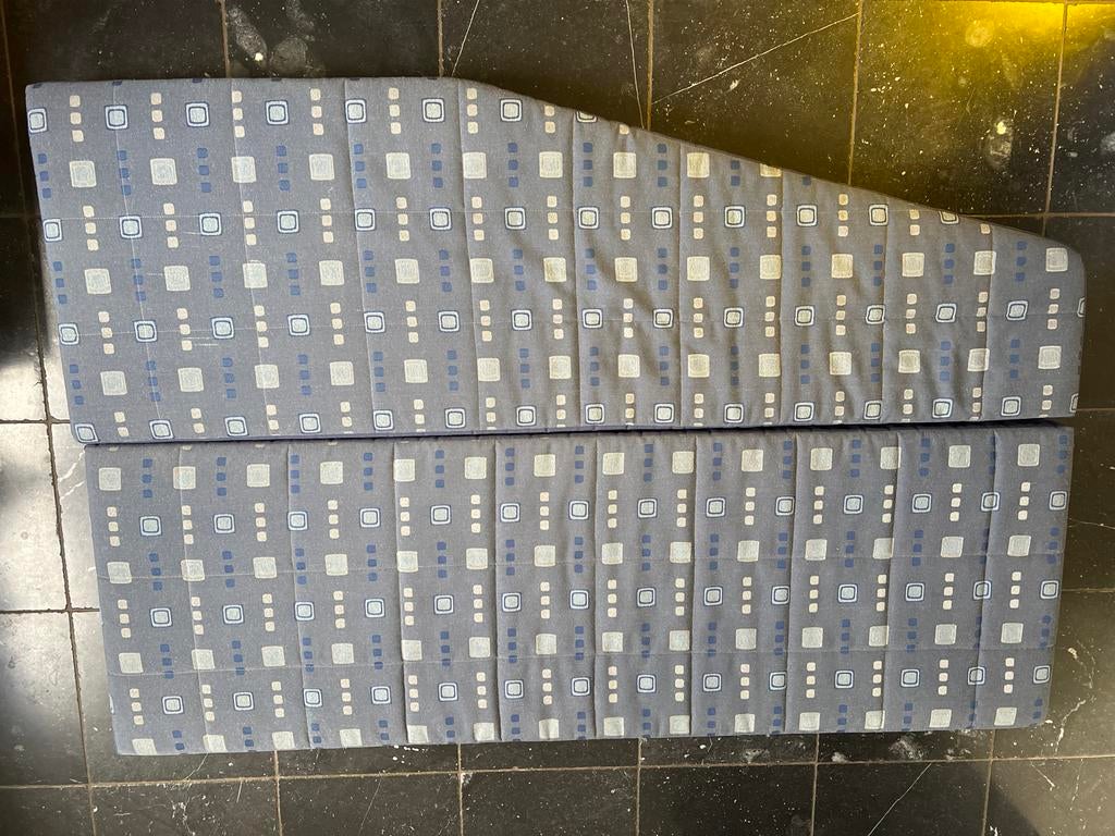 Frans bed matras camper/caravan 195x135/100x10 cm, Caravans en Kamperen, Caravan accessoires, Ophalen of Verzenden, Zo goed als nieuw