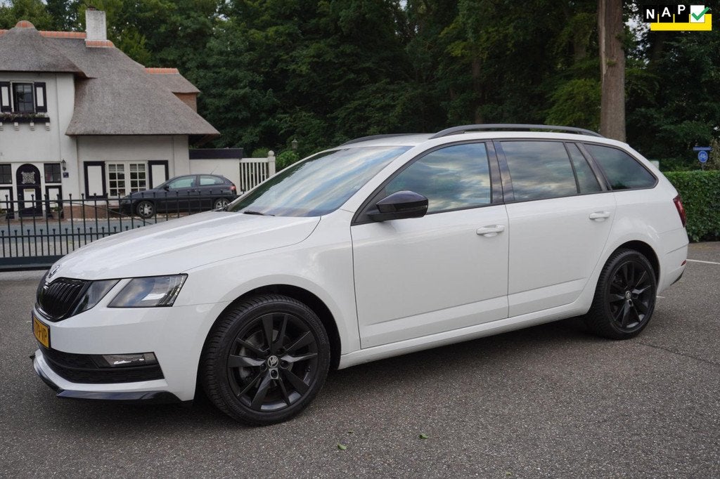 Skoda Octavia Combi 1.0 TSI Greentech Sport Business, Voorwielaandrijving, Automatische klimaatregeling, Gebruikt, 116 pk