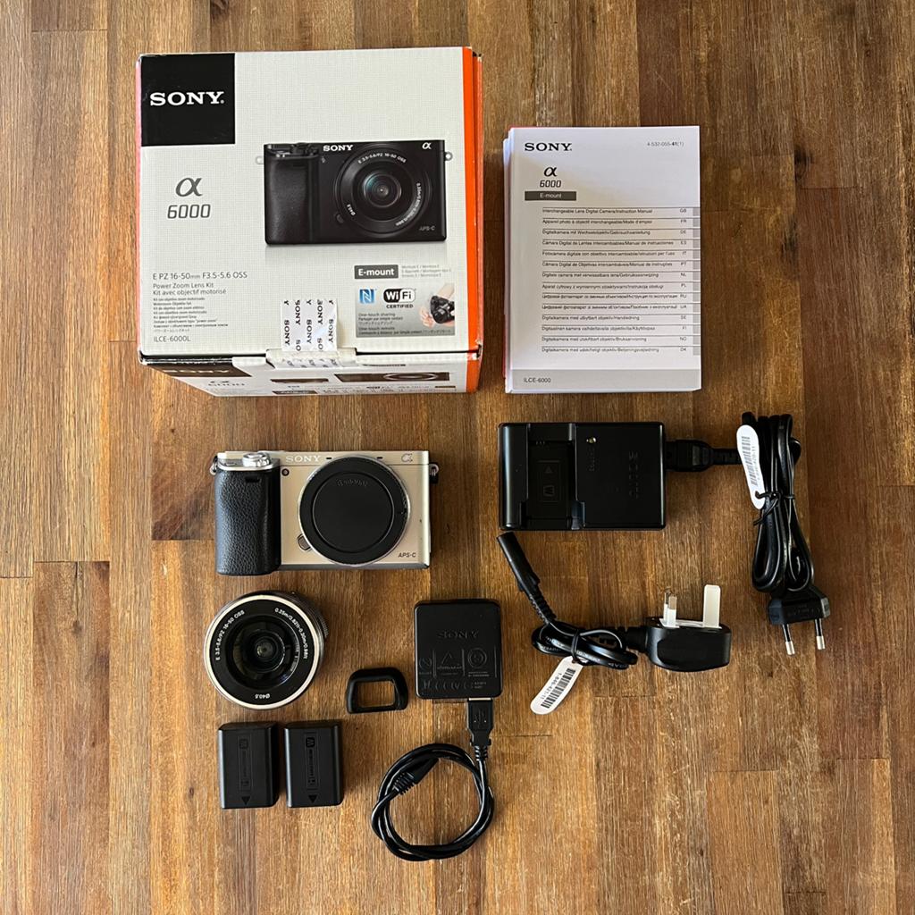 Sony A6000 set + kitlens + extra accu 30.000 clicks, Audio, Tv en Foto, Fotocamera's Digitaal, Ophalen of Verzenden, Gebruikt