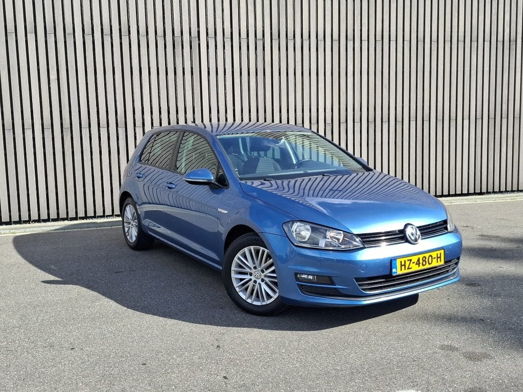 Volkswagen Golf 2.0 TDI 150 pk / Automaat / Trekhaak, Auto's, Stof, Zwart, 4 cilinders, Adaptieve lichten