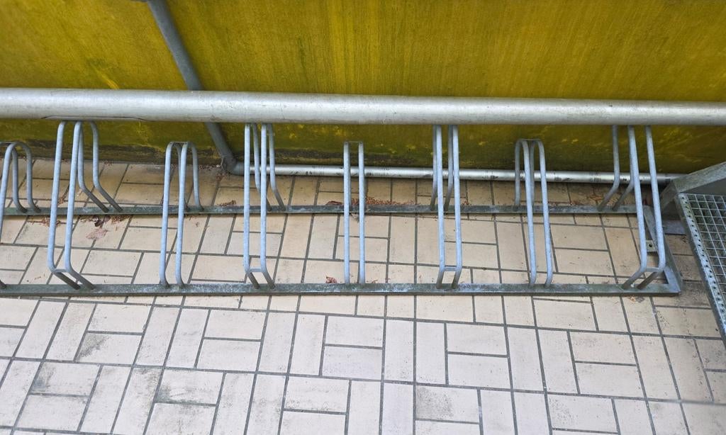 Fietsenrek voor 8 fietsen, Ophalen