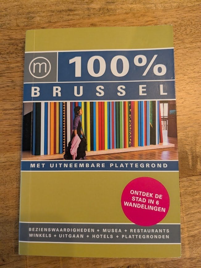 reisgids 100 % Brussel, Europa, Ophalen of Verzenden, Reisgids of -boek, Gelezen