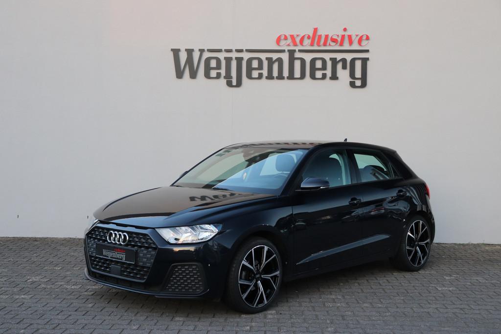 Audi A1 Sportback 25 TFSI Cruisecontrol 18 inch Carplay/Andr, Voorwielaandrijving, 12 maanden, Stof, Zwart