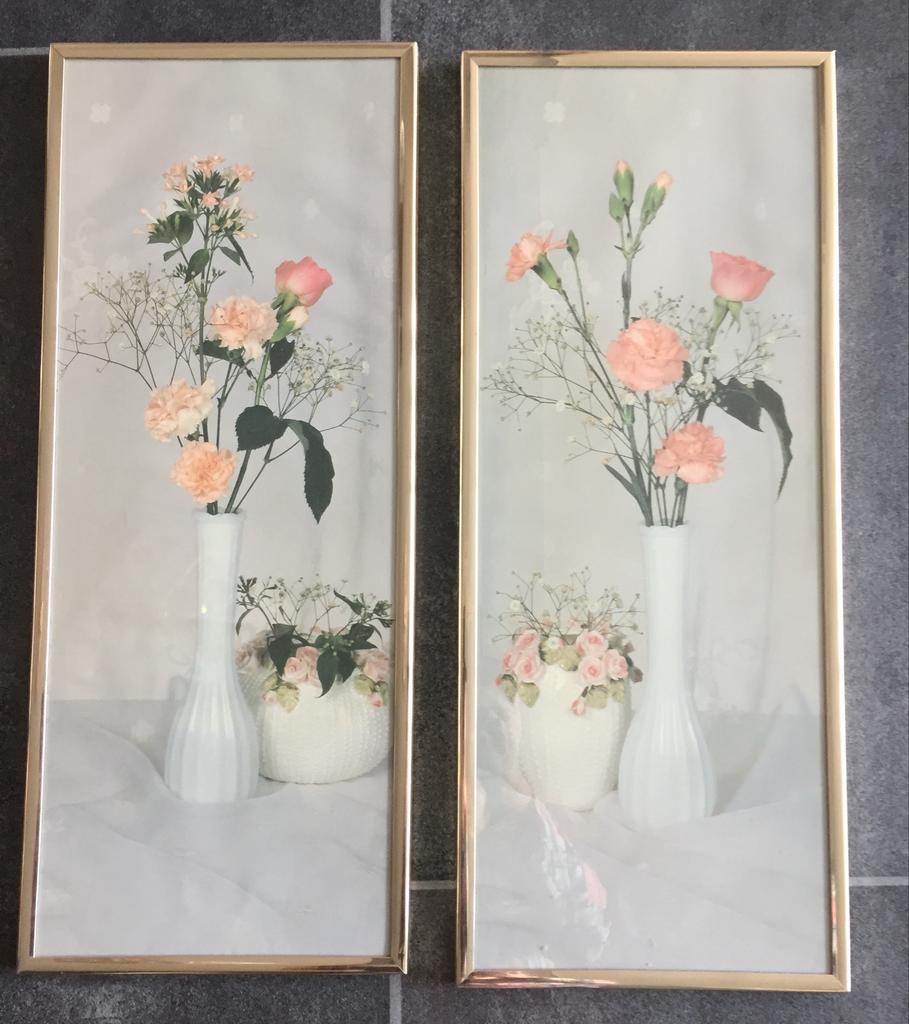 Set van 2 ingelijste bloemenprints - Roze anjers, Huis en Inrichting, Woonaccessoires | Schilderijen, Tekeningen en Foto's, Gebruikt