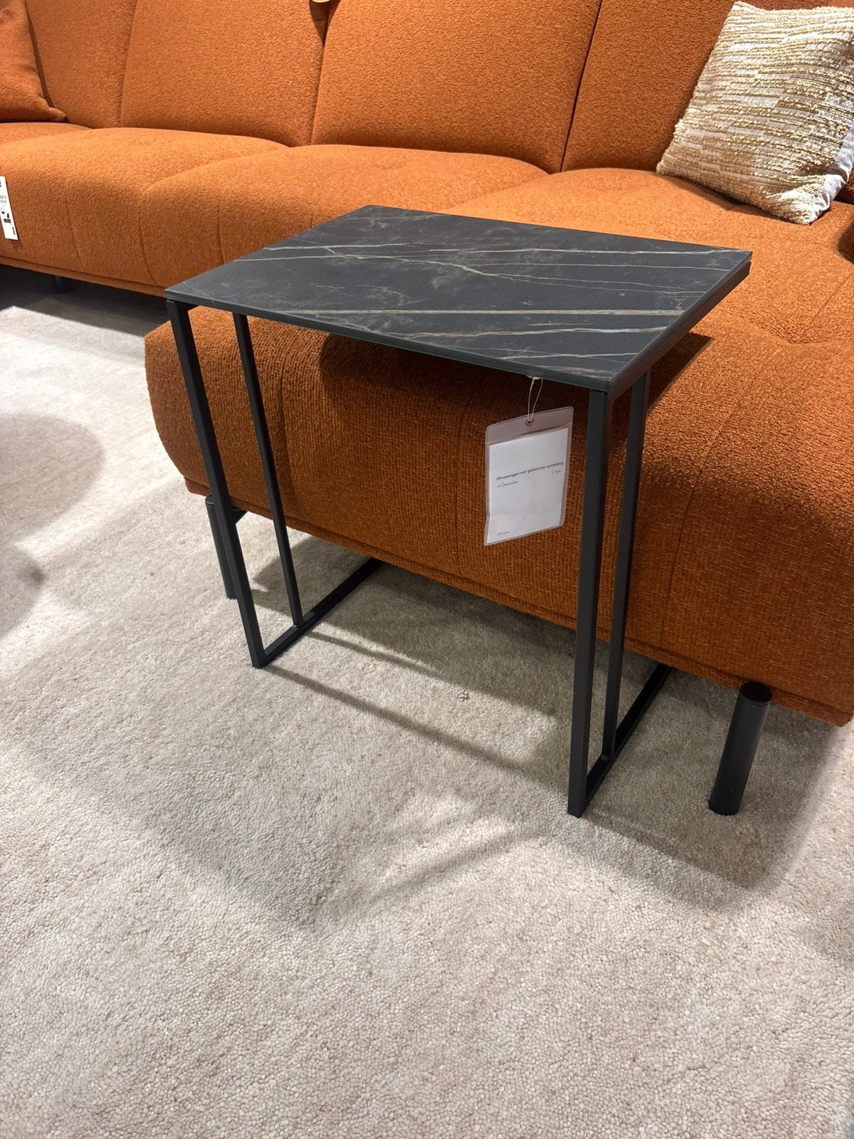 Keramieken overschuiftafel montel edge, Ophalen