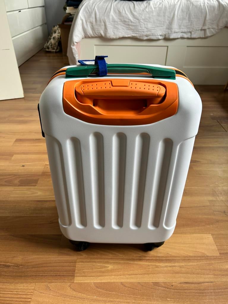 Postcode loterij trolley koffer (nieuw) nu €25,-, Sieraden, Tassen en Uiterlijk, Koffers, Wieltjes, 50 tot 60 cm, Hard kunststof
