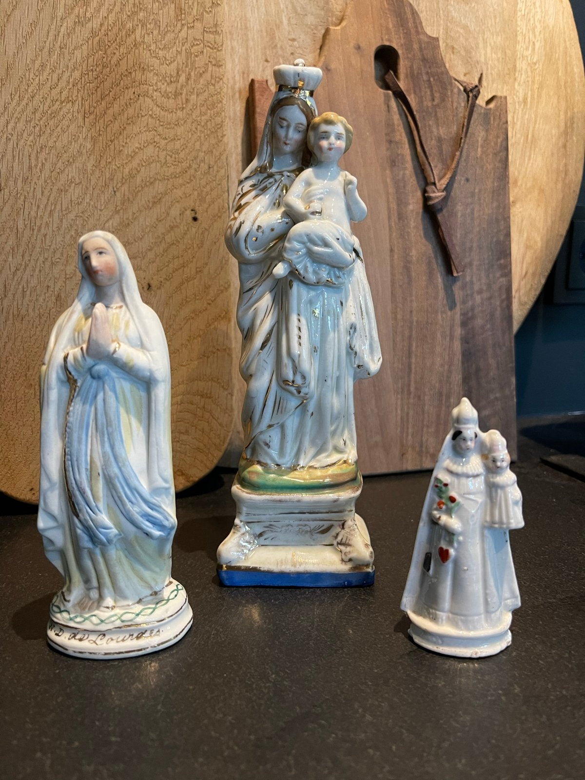 Antiek Mariabeeld met Kind, geglazuurd, verguld, eind 19e ee, Ophalen of Verzenden