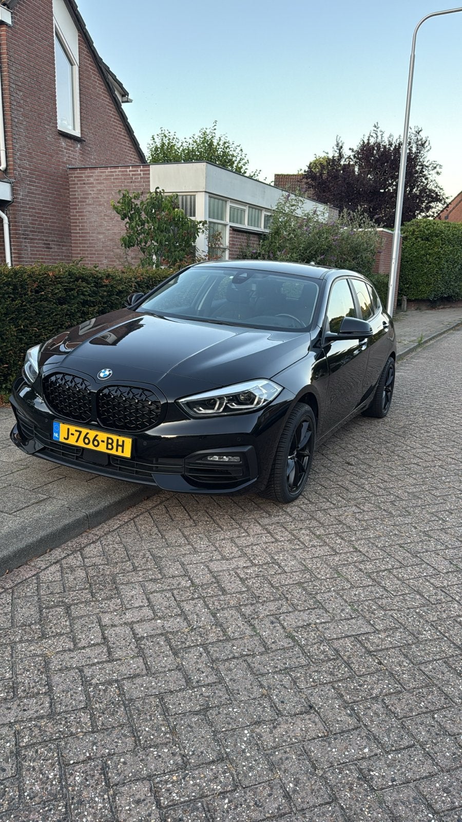 BMW 1-Serie 118i 140pk Aut 2020 Zwart, Stof, Zwart, Origineel Nederlands, Particulier