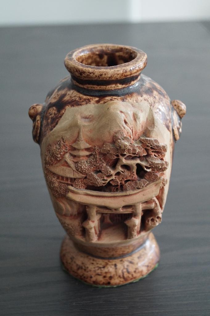 Banko Ware vaasje, Antiek en Kunst, Curiosa en Brocante, Ophalen