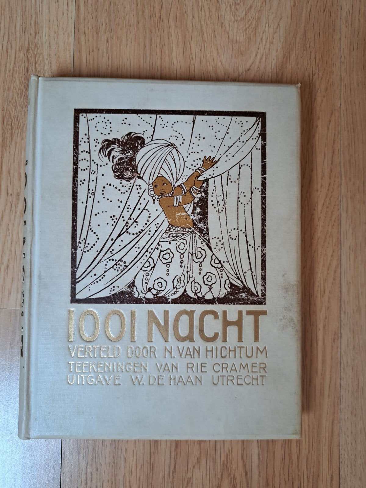 1001 Nacht - Sprookjesboek met tekeningen van Rie Cramer, Boeken, Sprookjes en Fabels, Ophalen of Verzenden, Gelezen, N. van Hichtum