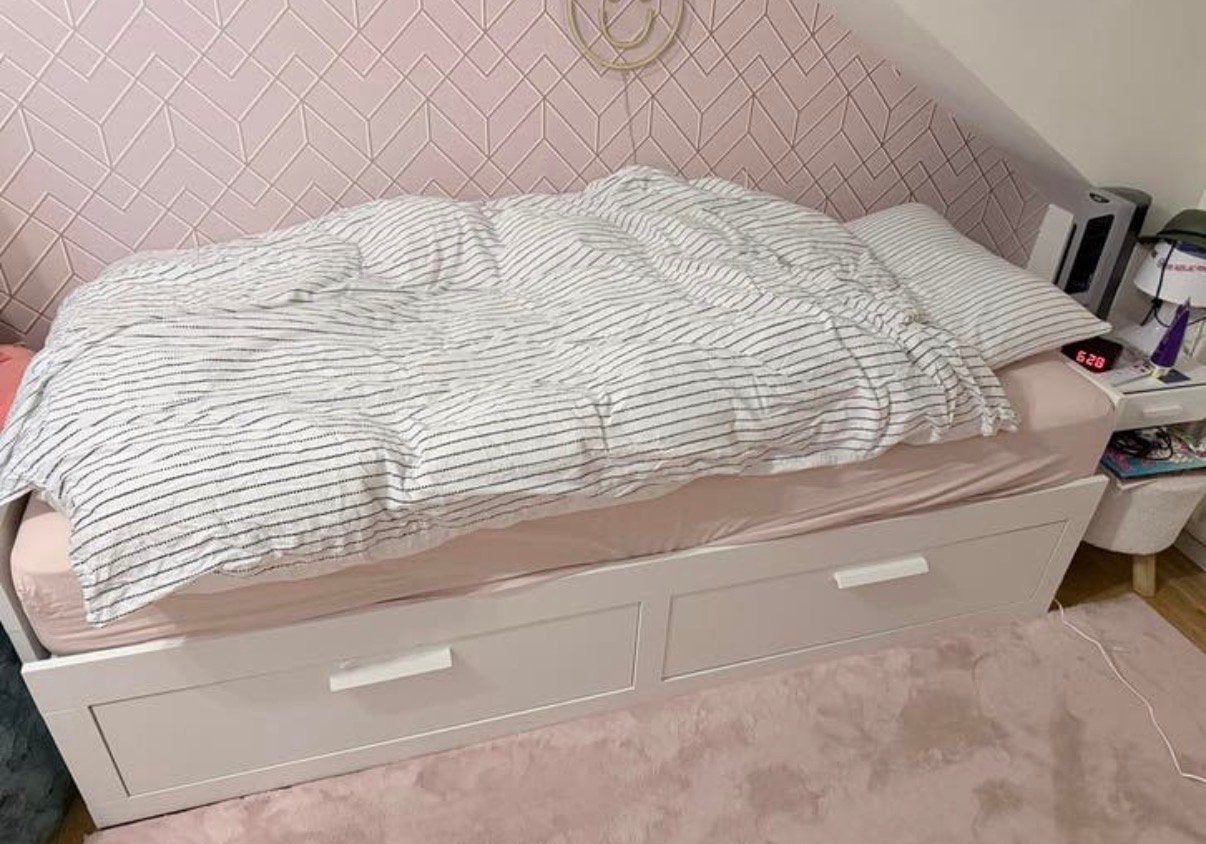 IKEA bed met lades en uitschuifbare lattenbodem, Ophalen, Gebruikt, 90 cm, Eenpersoons