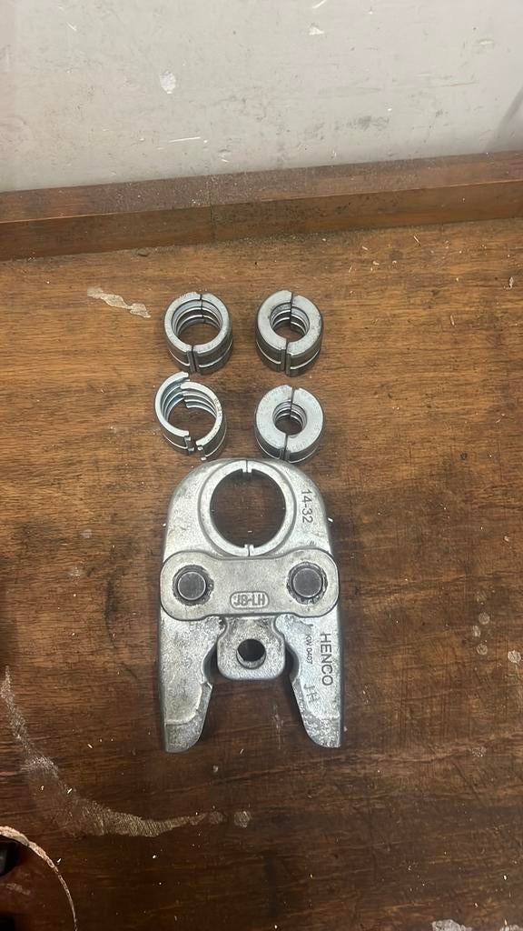Persbek henco set 16-32 mm set groot persbek, Doe-het-zelf en Verbouw, Gereedschap | Handgereedschap, Ophalen of Verzenden