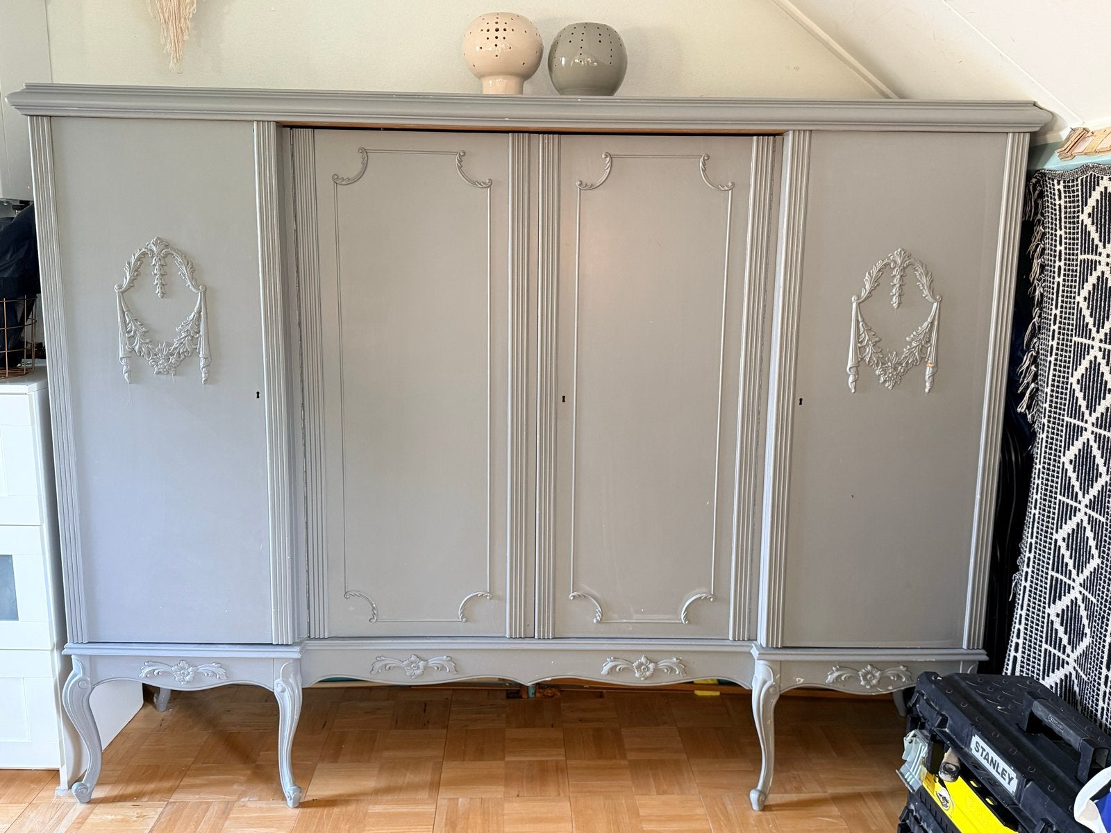 Ruime linnenkast/kledingkast/servieskast - brocante, Ophalen of Verzenden, Gebruikt