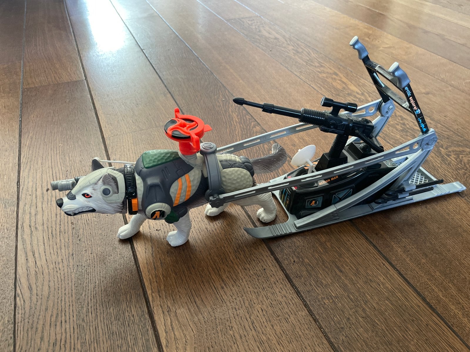 Action Man slee met hond en accessoires, Ophalen, Gebruikt