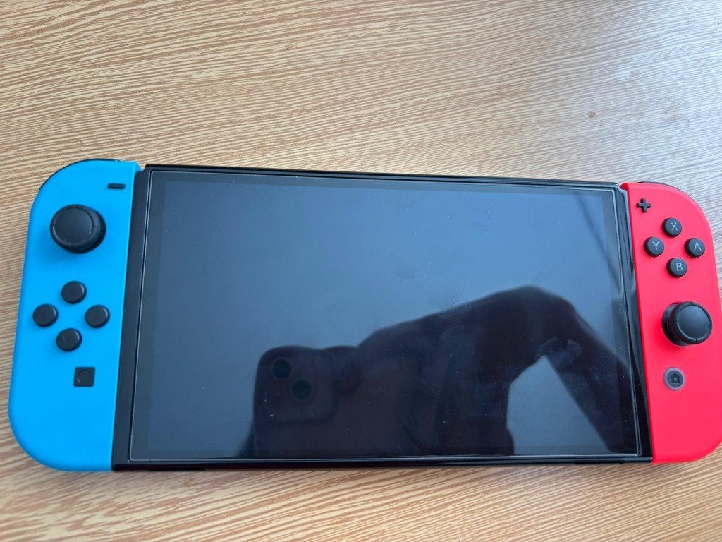 Nintendo Switch OLED ZGAN, Met 2 controllers, Zo goed als nieuw, Met harde schijf, Switch OLED