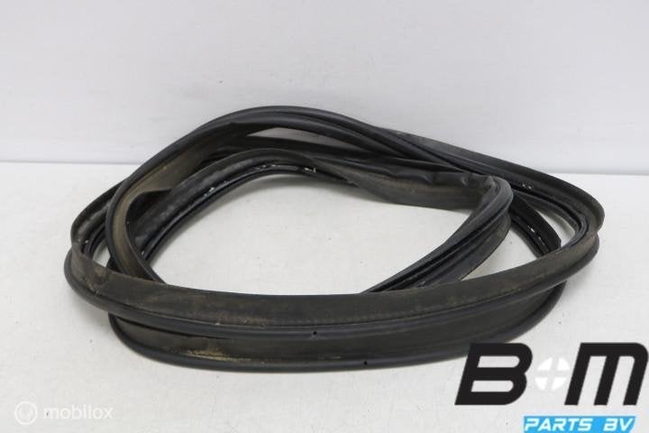 Achterkleprubber Audi A3 8V SB E-tron 8V4827705A, Gebruikt
