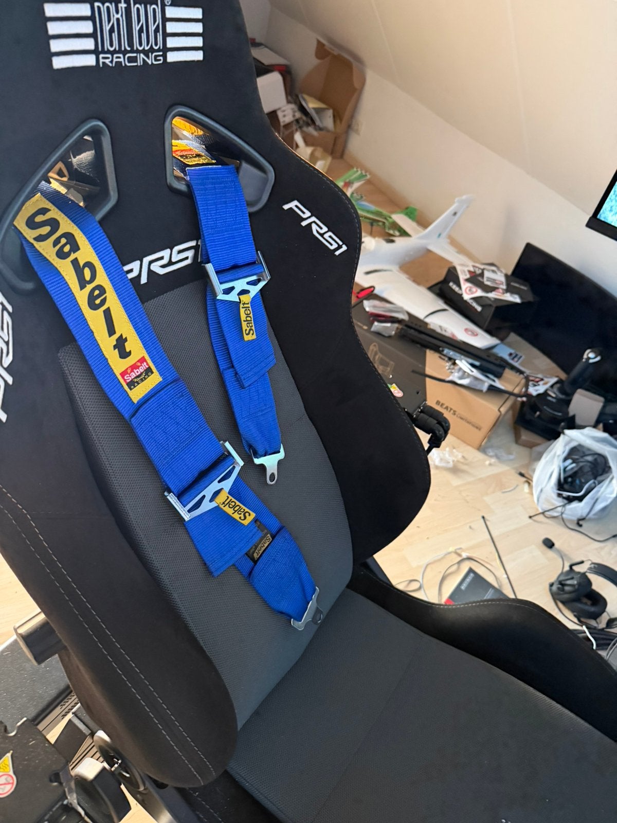 Racing seat, Ophalen, Zo goed als nieuw