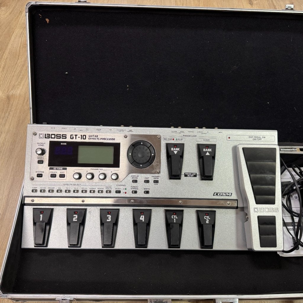 Boss GT-10 Guitar effecten processor | In koffer, Muziek en Instrumenten, Flex Ltd., Zo goed als nieuw, https://flex.com/contact-us
