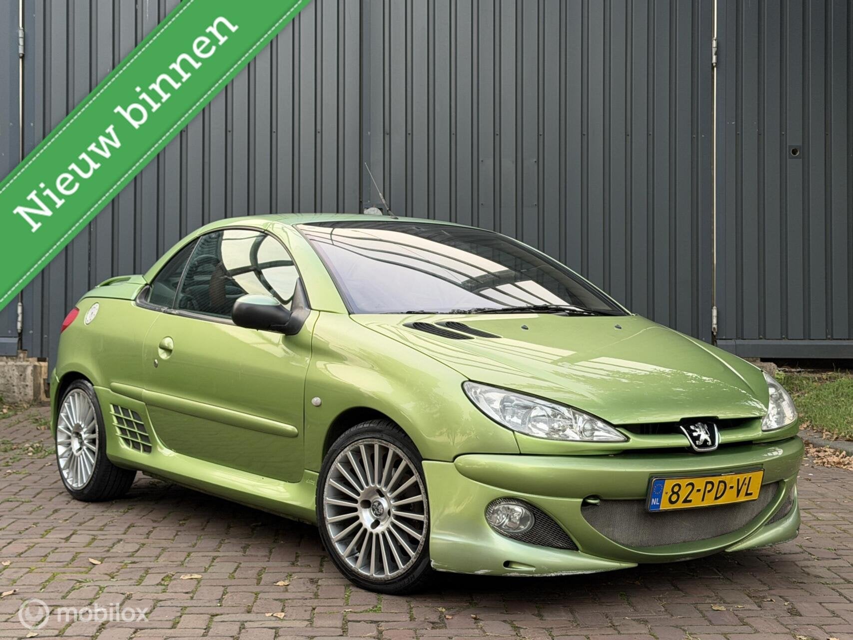 Peugeot 206 CC 1.6-16V Roland Garros Automaat|Airco|Leder|Lm, Auto's, Gebruikt, 4 cilinders, Cabriolet, 4 stoelen
