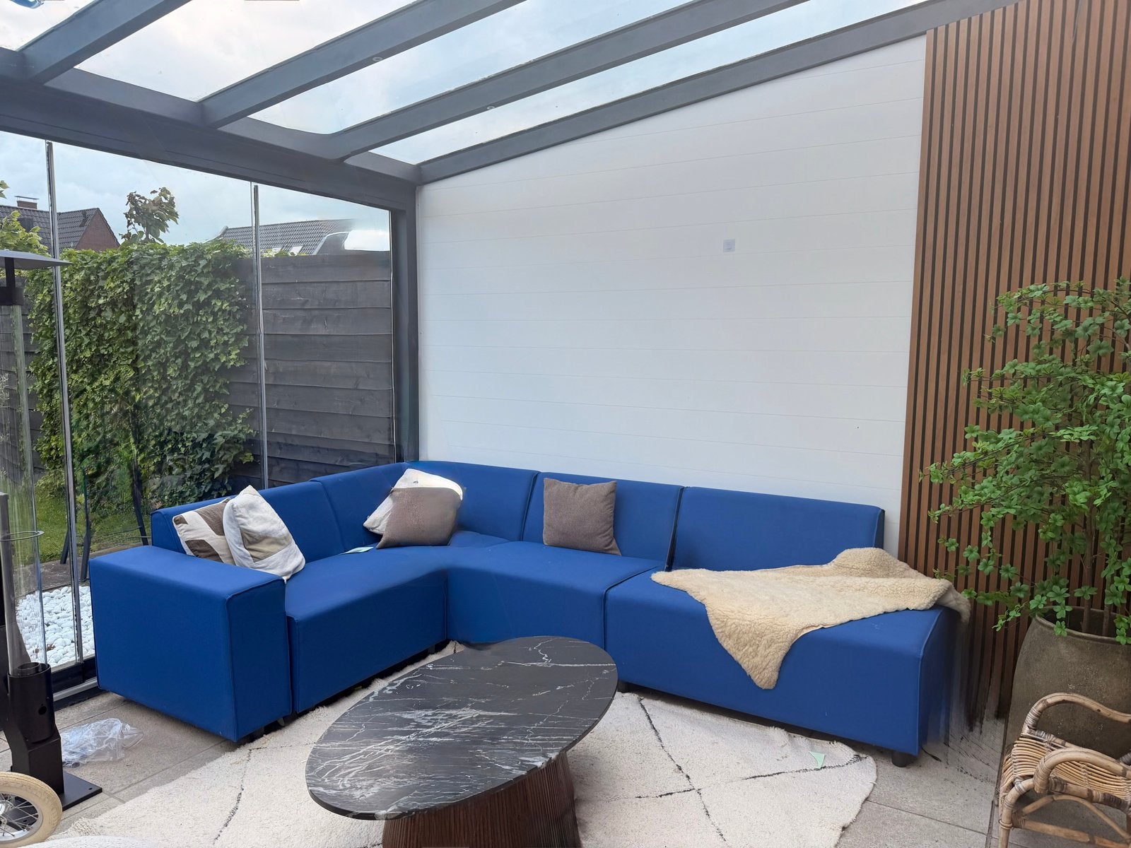 All- Weather Loungebank | outdoor | Bankstyle | 2023 |, Huis en Inrichting, Banken | Bankstellen, Zo goed als nieuw, Hoekbank