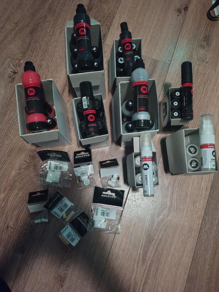 Molotow Markers en Dripsticks - Nieuw, Nieuw, Ophalen of Verzenden, Overige merken, Knutselmateriaal