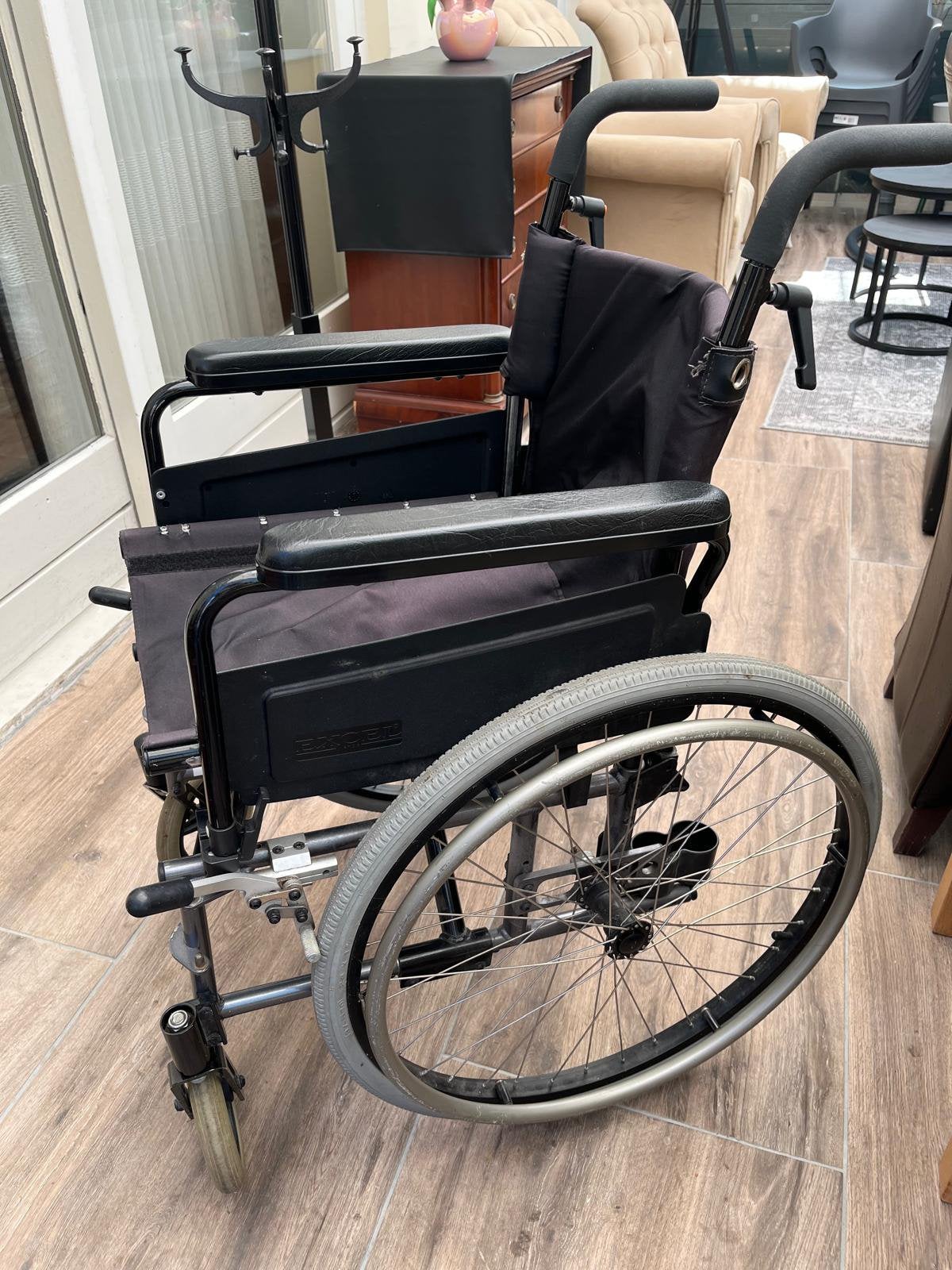 Wheelchair, Diversen, Ophalen, Zo goed als nieuw, Handbewogen rolstoel