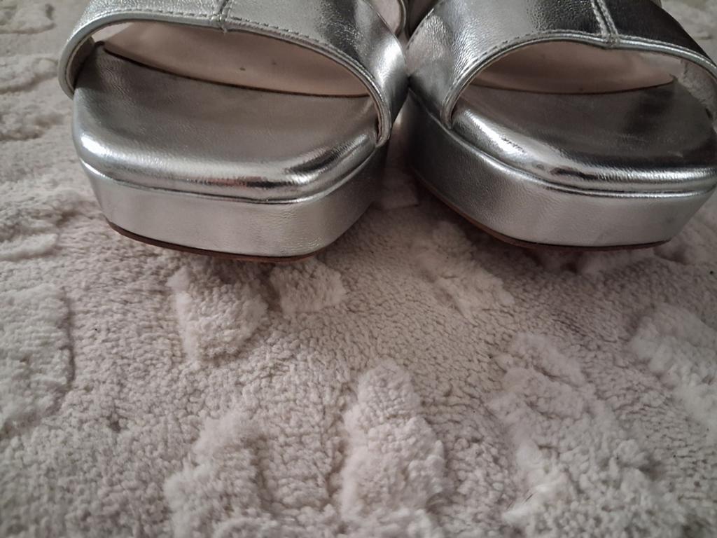 Tamaris zilveren sandalen met hak maat 38, Tamaris, Overige kleuren, Verzenden, Sandalen of Muiltjes