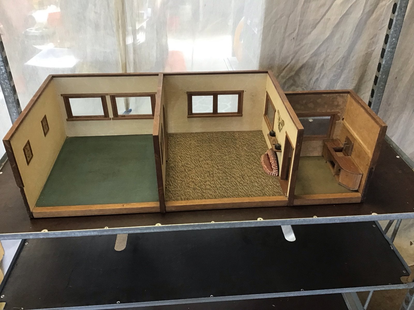 Vintage Roombox Poppenhuis om op te knappen, Verzamelen, Ophalen, Gebruikt, Poppenhuis
