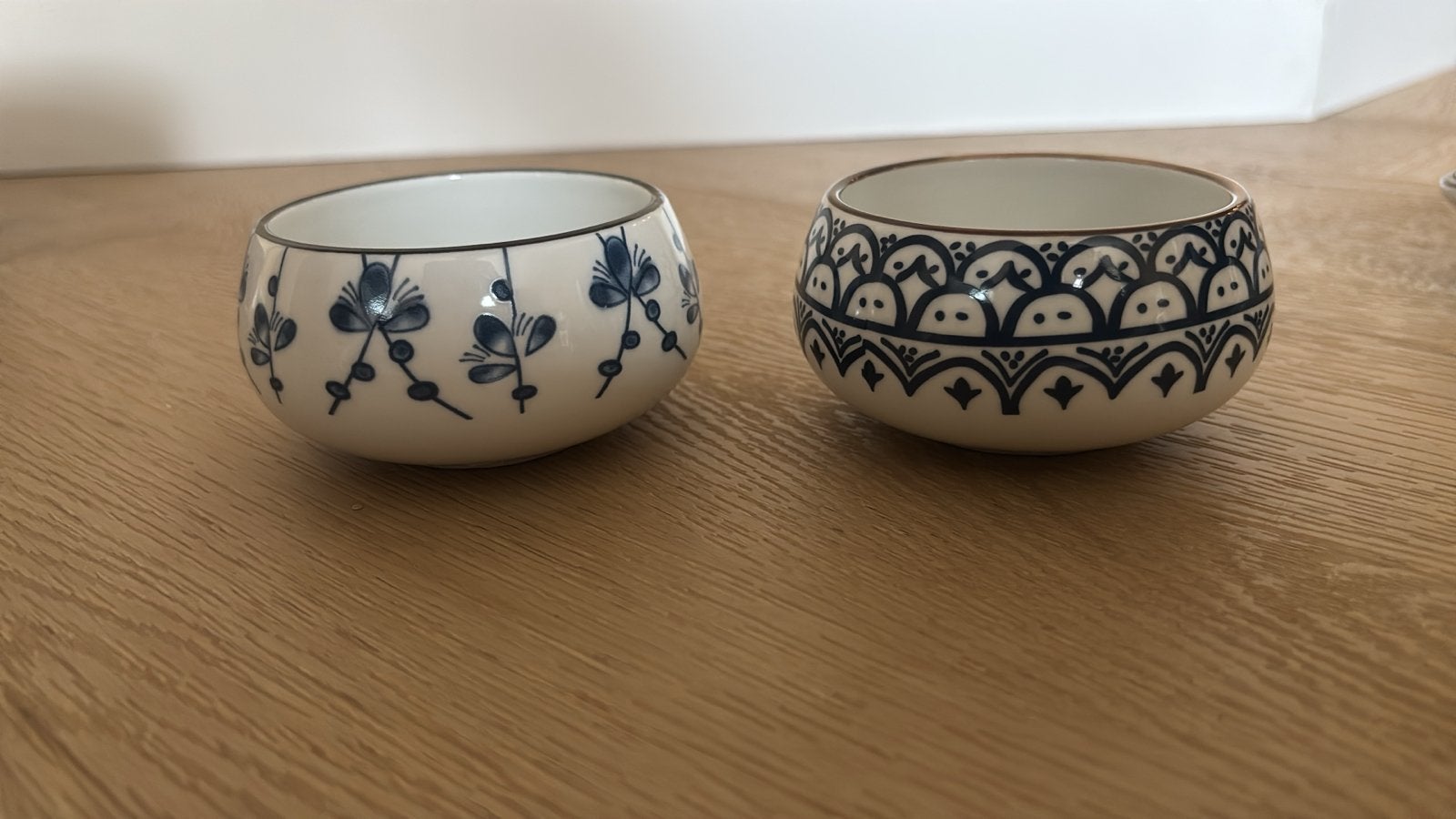 2 Riverdale Bloom Schaaltjes Wit/Blauw Porselein, Porselein of Keramiek, Schaal, Vaatwasserbestendig, Ophalen of Verzenden