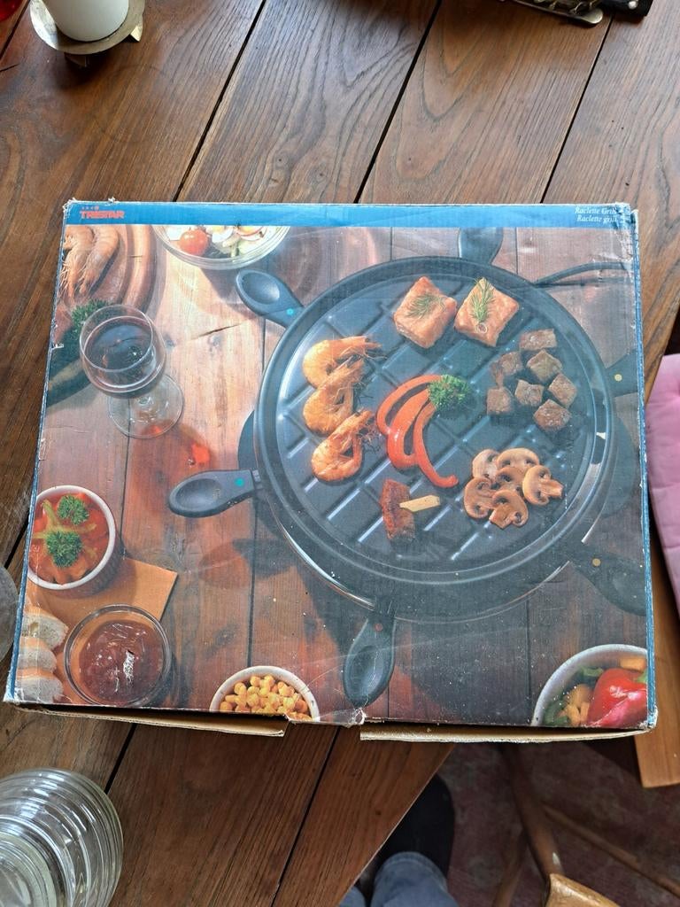 Tristar Raclette Grill - Gezellig Tafelen, Witgoed en Apparatuur, Gourmetstellen, Ophalen, Gebruikt, 4 t/m 7 personen