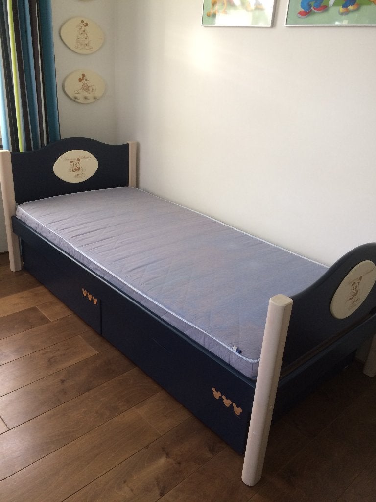 Kinderslaapkamer: bed, 2 bedlades en 3 kasten (Disney), Ophalen, Gebruikt, 70 cm of meer, 105 cm of meer