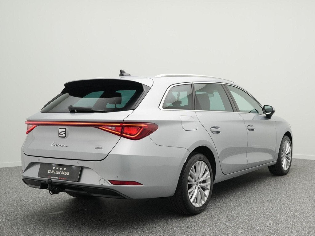 SEAT Leon Sportstourer 1.4 TSI eHybrid 204pk PHEV Xcellence, Auto's, Seat, Stof, Gebruikt, 4 cilinders, Leon