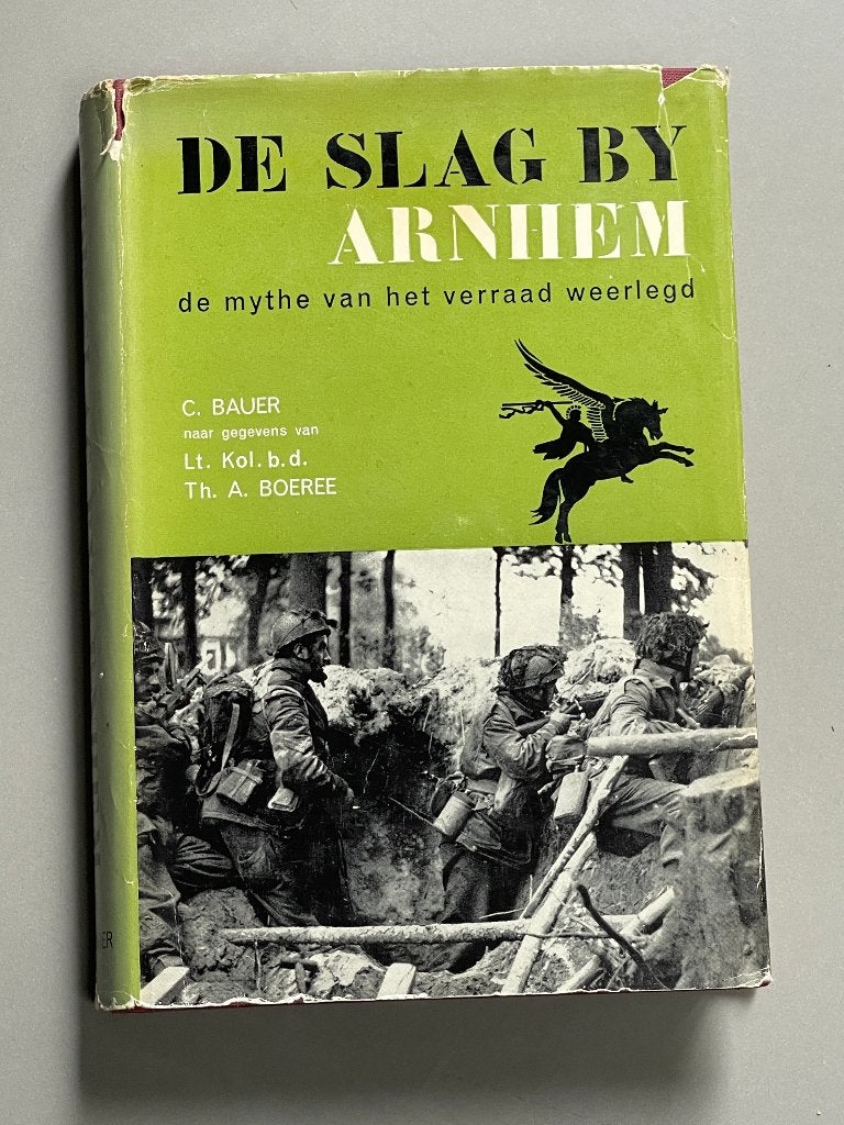 De slag by Arnhem de mythe van het verraad  (1963) WO II, Verzamelen, Militaria | Tweede Wereldoorlog, Ophalen of Verzenden, Nederland