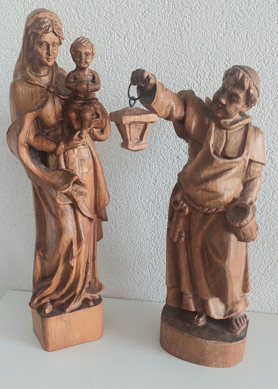 Set van 2 handgesneden houten beelden, Ophalen of Verzenden