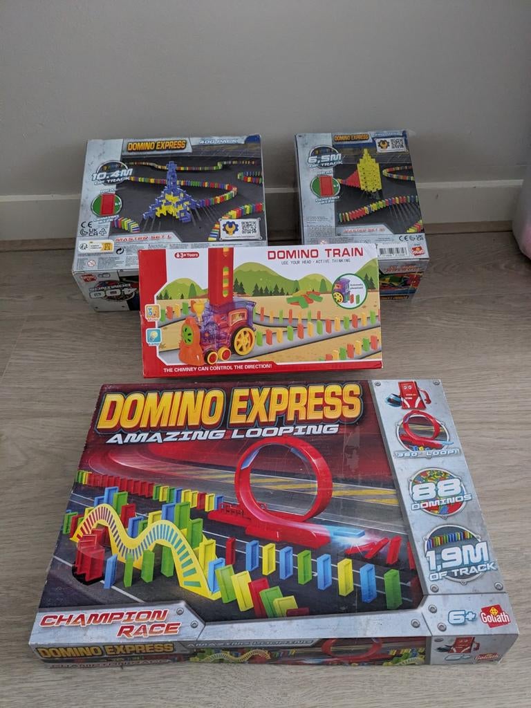 Domino trein & looping + extra stenen, Ophalen of Verzenden
