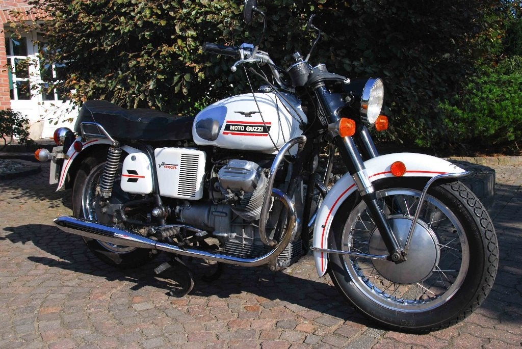 Moto Guzzi V7 Special (1973)–Sinds 1976 in bezit 2e eigenaar, Cardan-aandrijving, 2 cilinders, 744 cc, Gebruikt