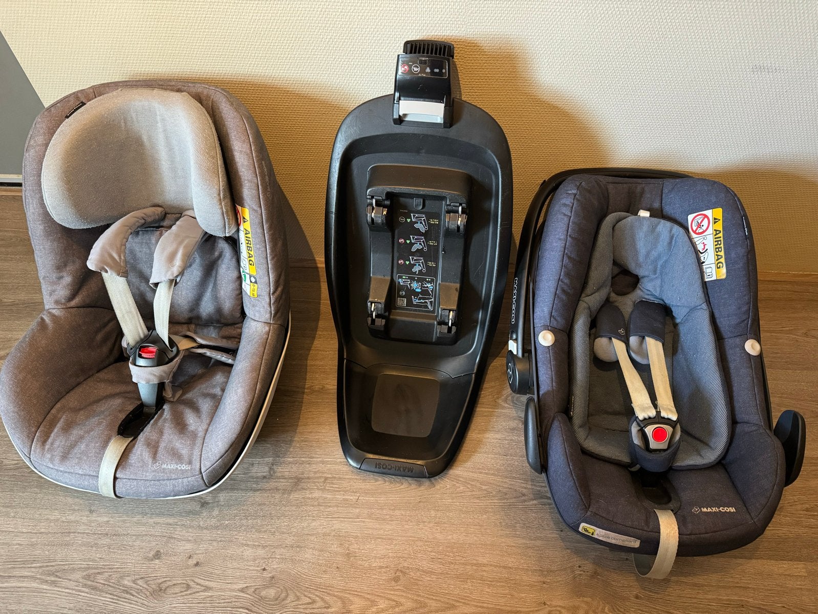 Maxi-Cosi 2WayFix, Pebble Plus & 2Way Pearl  autostoelen, Kinderen en Baby's, Ophalen, Gebruikt, 0 t/m 18 kg, Maxi-Cosi