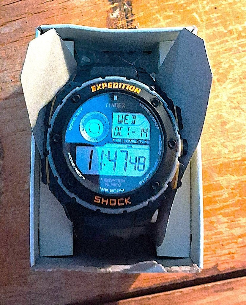 Timex shock Expedition Horloge - Robuust en Betrouwbaar, Overige merken, Gebruikt, Staal, Verzenden