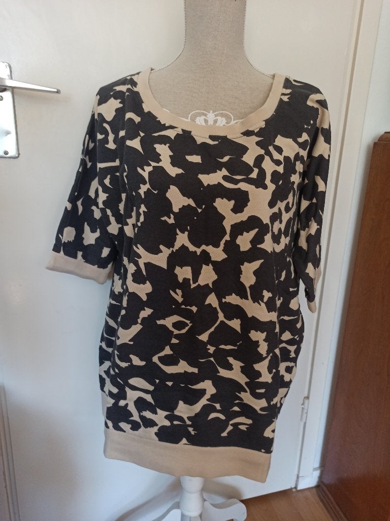 Trendy oversized grafische print sweater van Only maat L, Kleding | Dames, Only, Maat 42/44 (L), Zo goed als nieuw, Meerkleurig